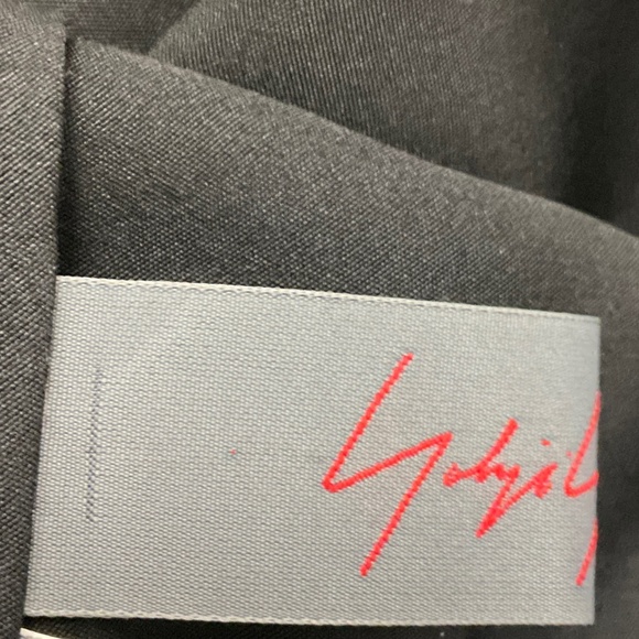 YOHJI YAMAMOTO NOIR BLACK DRAPED ASYMMETRIC SILK BLOUSE - Picture 4 of 6